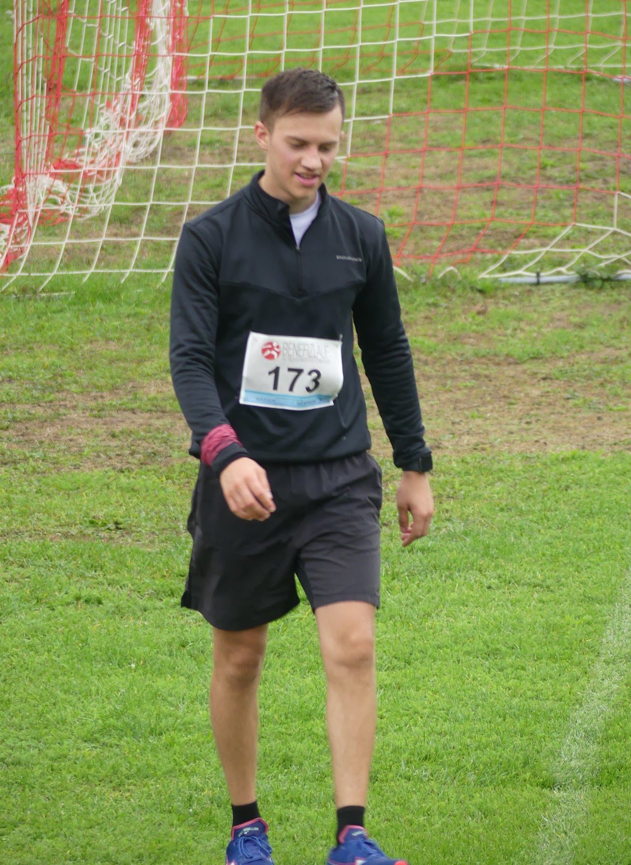 Bild vom 13. Benefizlauf im Jahr 2022. Dies ist das 277. Bild.